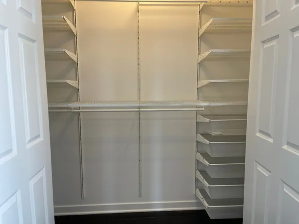 $4,500 | 1644 West Blackhawk Street, Unit 1E, Chicago, IL 60622