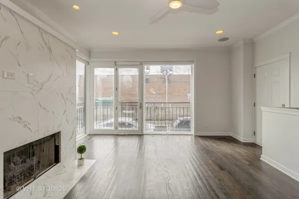 $4,500 | 1644 West Blackhawk Street, Unit 1E, Chicago, IL 60622