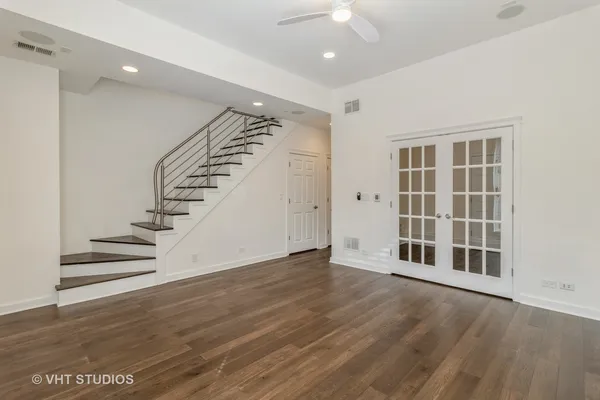 $4,500 | 1644 West Blackhawk Street, Unit 1E, Chicago, IL 60622