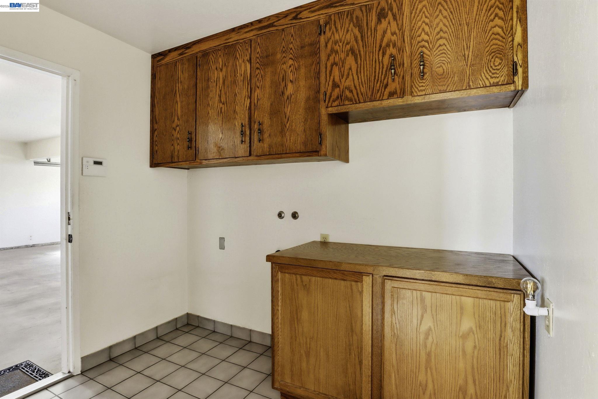 559 Cherry Way Hayward, CA 94541 - Photo 32 of 50 a view of utility room