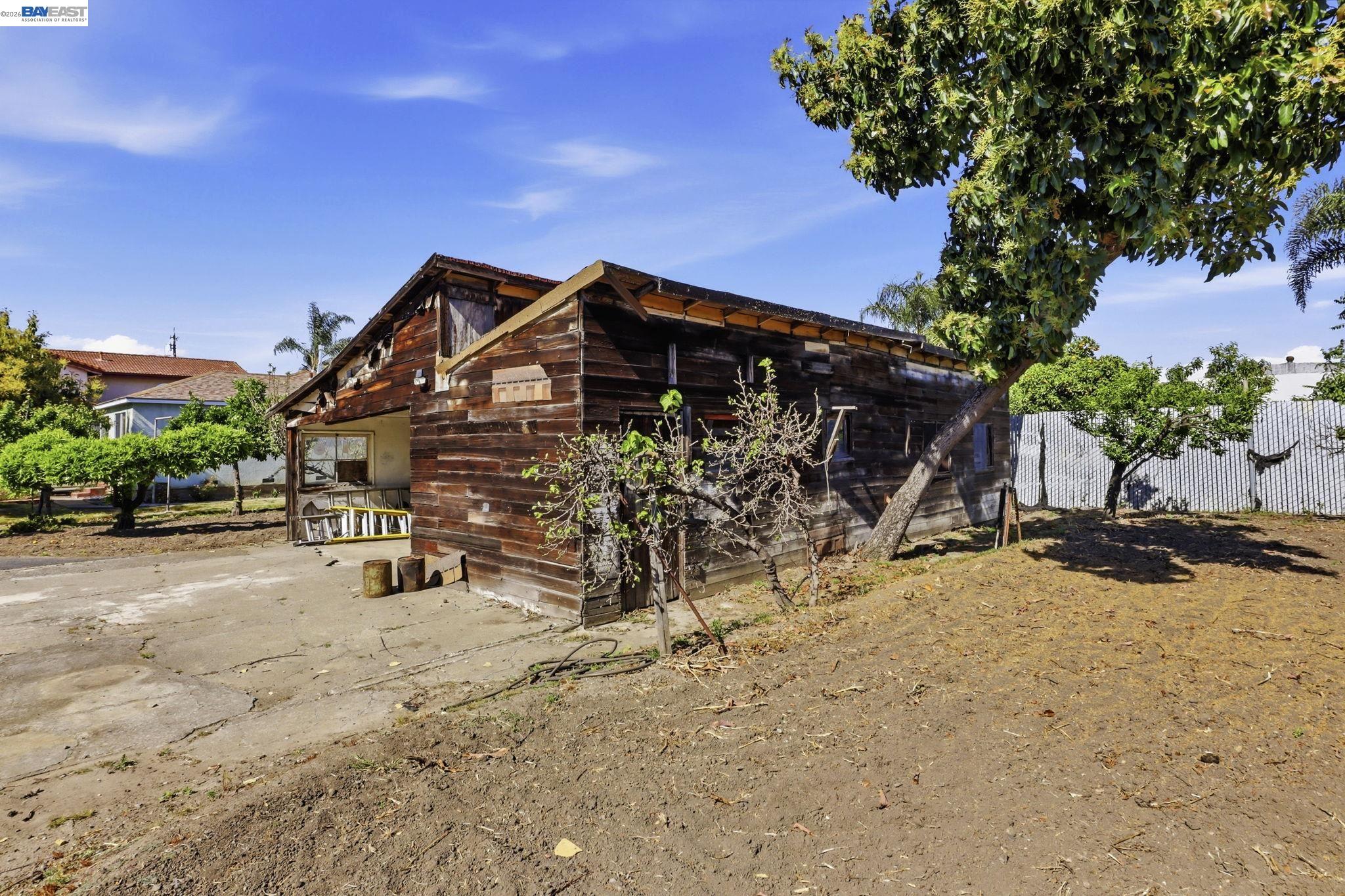 559 Cherry Way Hayward, CA 94541 - Photo 47 of 50 a view of a house with a snow in the yard