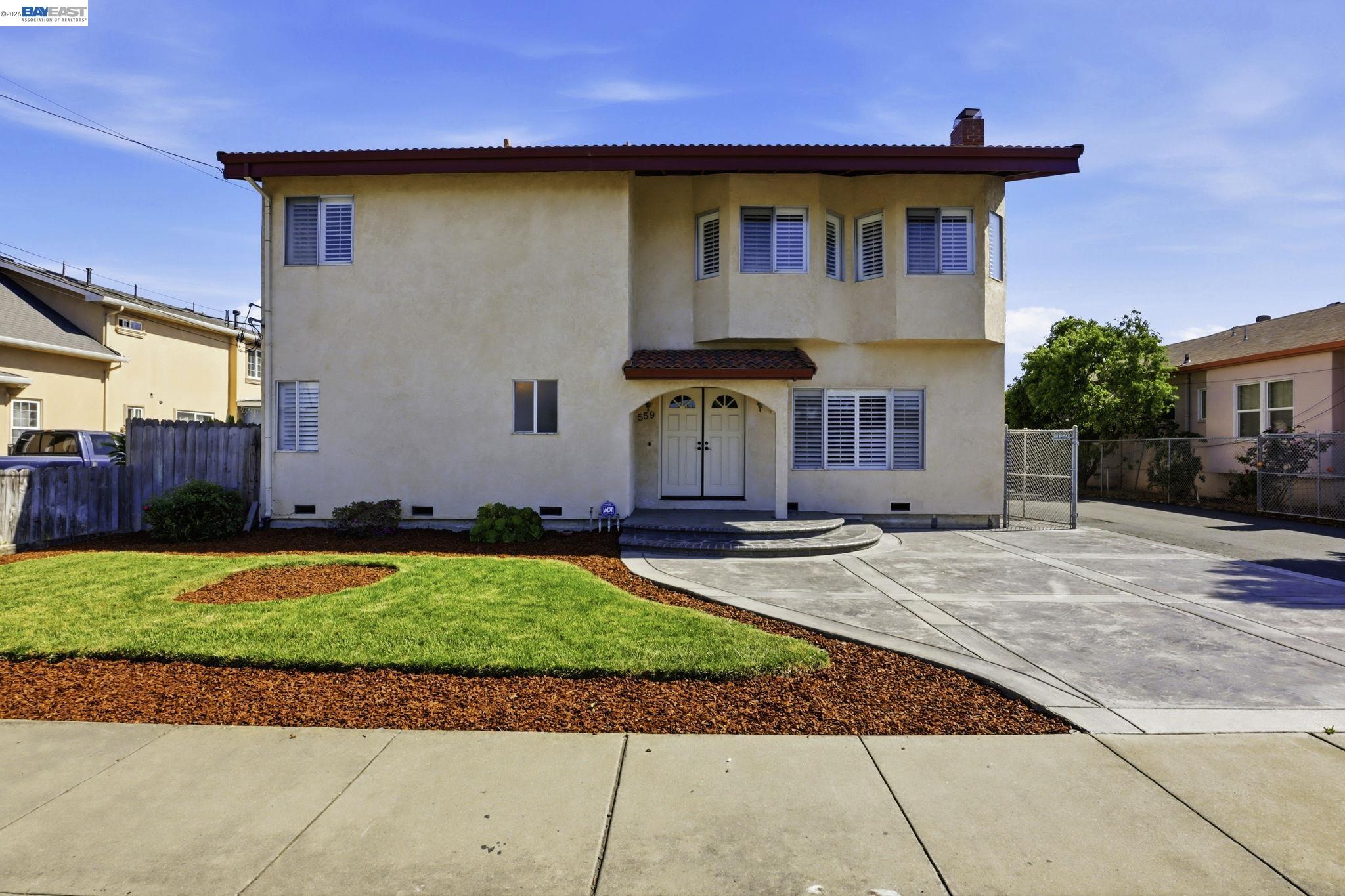 559 Cherry Way Hayward, CA 94541 - Photo 50 of 50 a front view of a house with yard