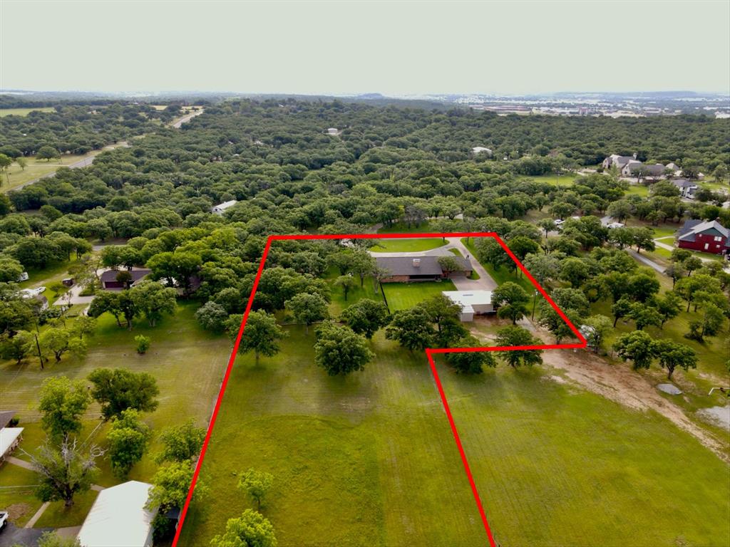 4 Buckskin Road Mineral Wells, TX 76067 - Photo 2 of 40