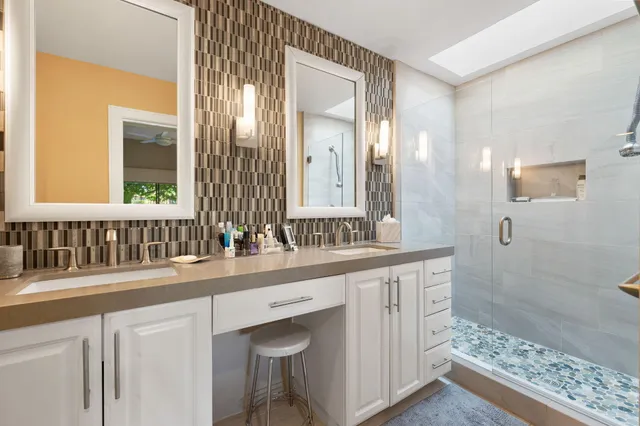 $8,000 | 73416 Poinciana Place, Palm Desert, CA 92260