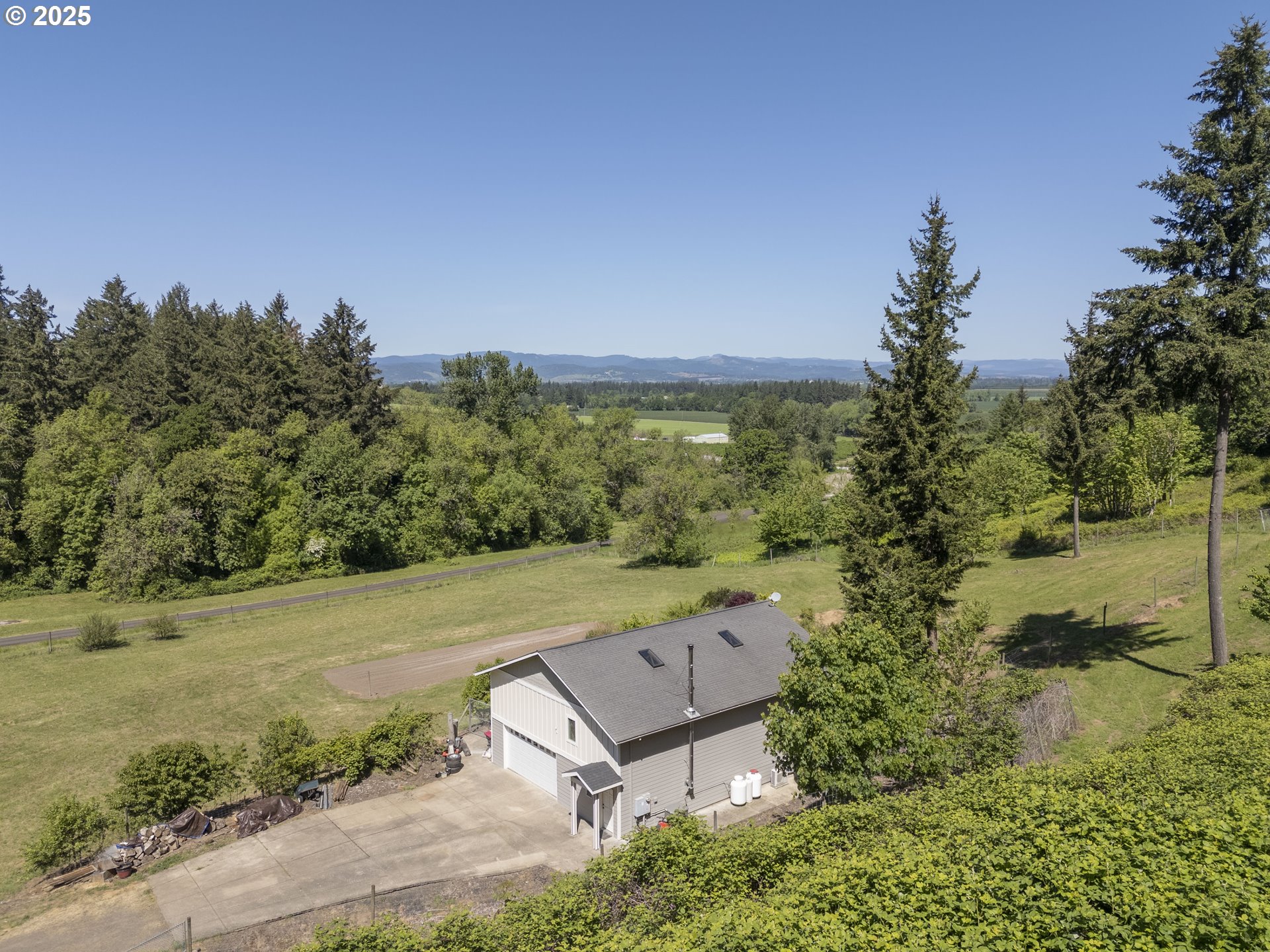 9275 Southeast Terrace View Court Amity, OR 97101 - Photo 19 of 33