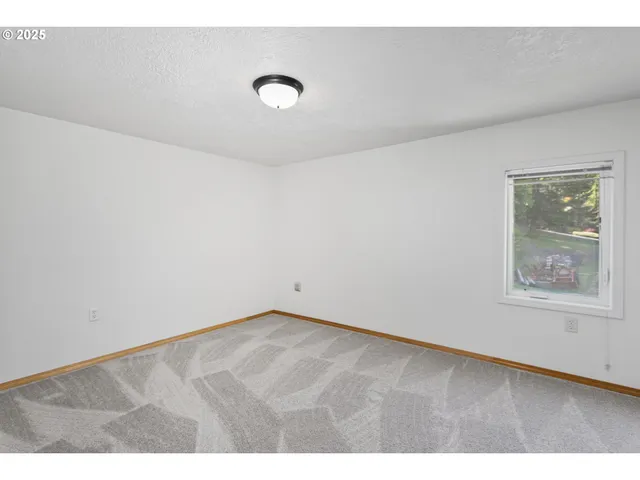 $799,000 | 9275 Southeast Terrace View Court, Amity, OR 97101