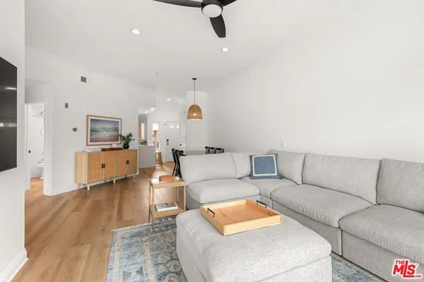 $949,000 | 1200 Pacific Coast Highway, Unit 305, Huntington Beach, CA 92648