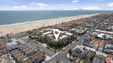 $949,000 | 1200 Pacific Coast Highway, Unit 305, Huntington Beach, CA 92648
