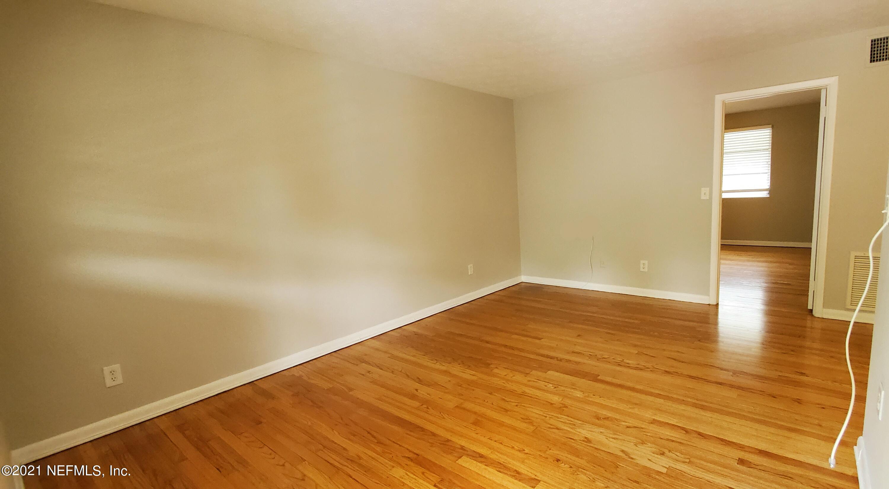 1120 Cedar Street, Unit F Jacksonville, FL 32207 - Photo 4 of 11 20210417_154641