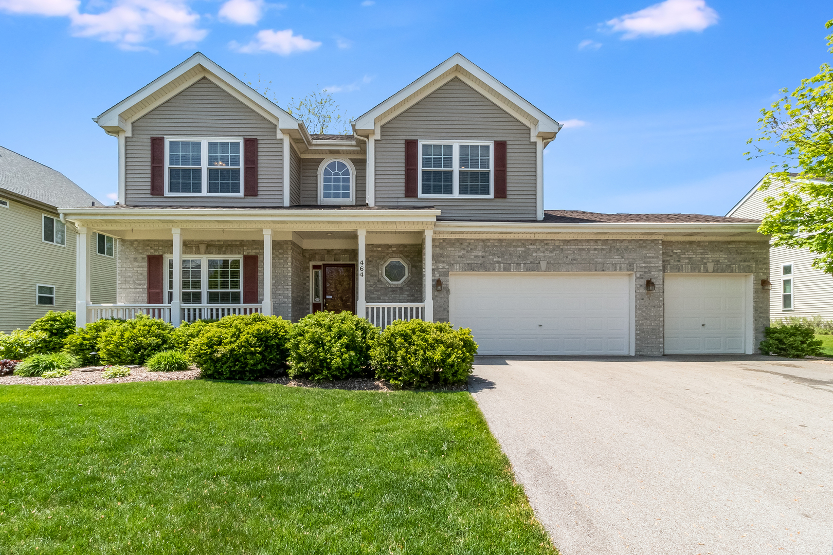 464 Raintree Drive Oswego, IL 60543 - Photo 2 of 35 Gallery Image 2