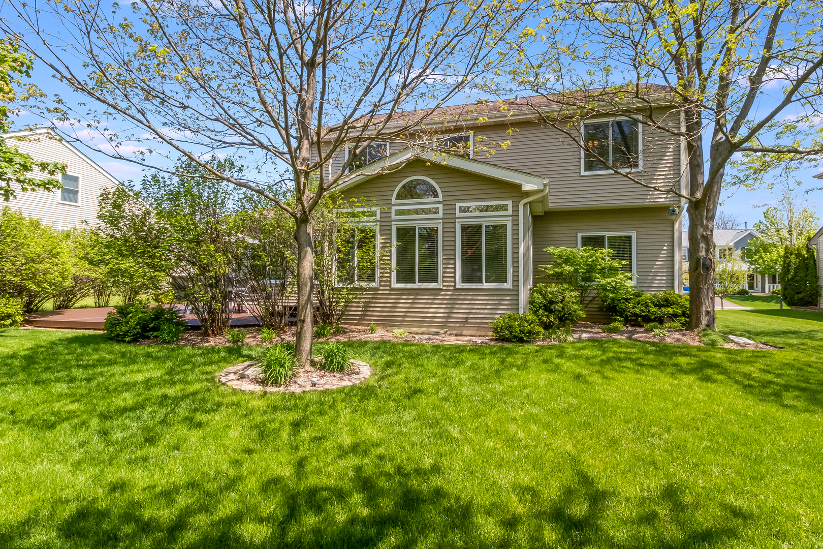 464 Raintree Drive Oswego, IL 60543 - Photo 24 of 35 Gallery Image 24