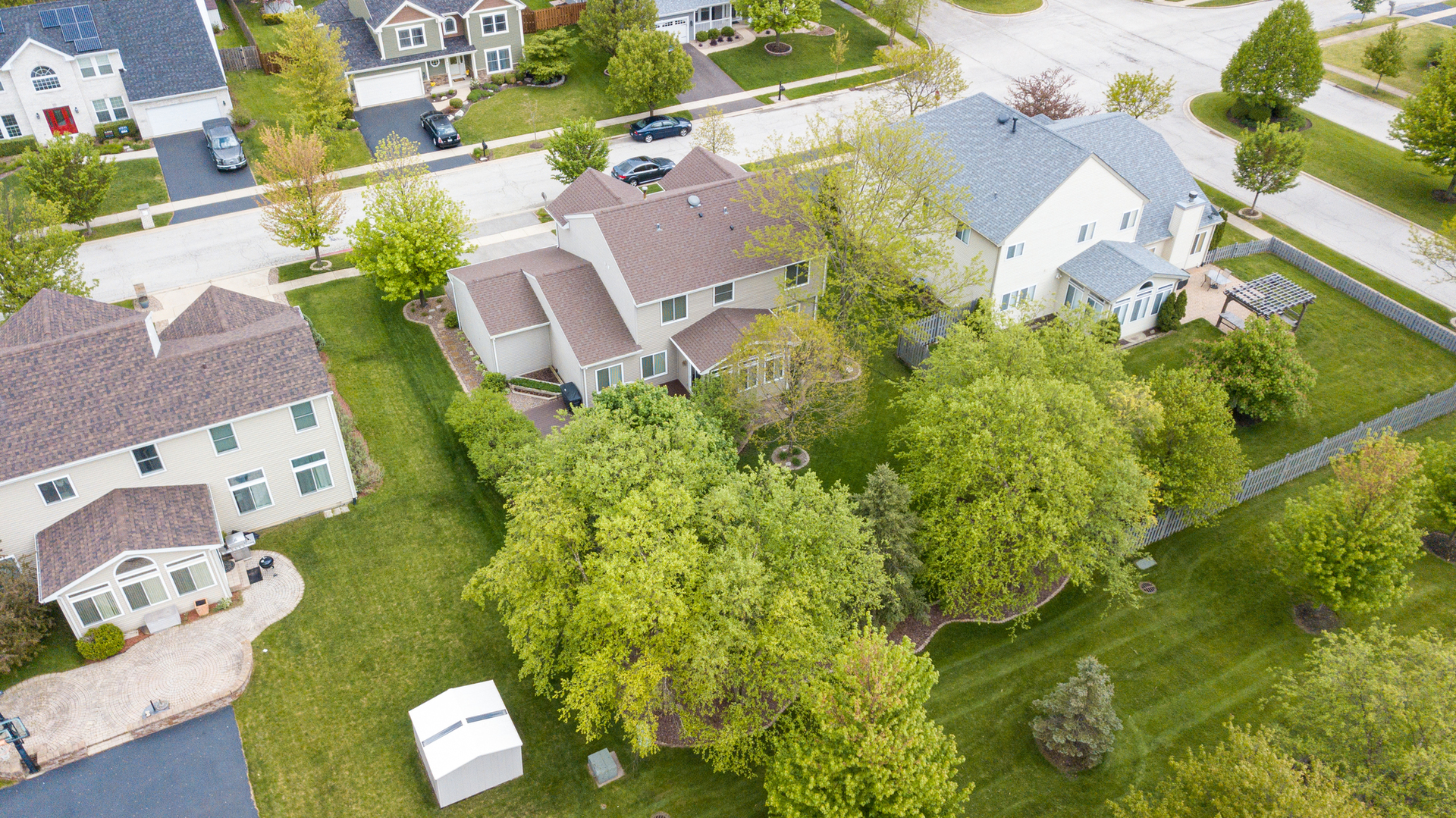 464 Raintree Drive Oswego, IL 60543 - Photo 31 of 35 Gallery Image 31