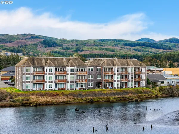 $394,900 | 1108 South Holladay Drive, Unit 16, Seaside, OR 97138