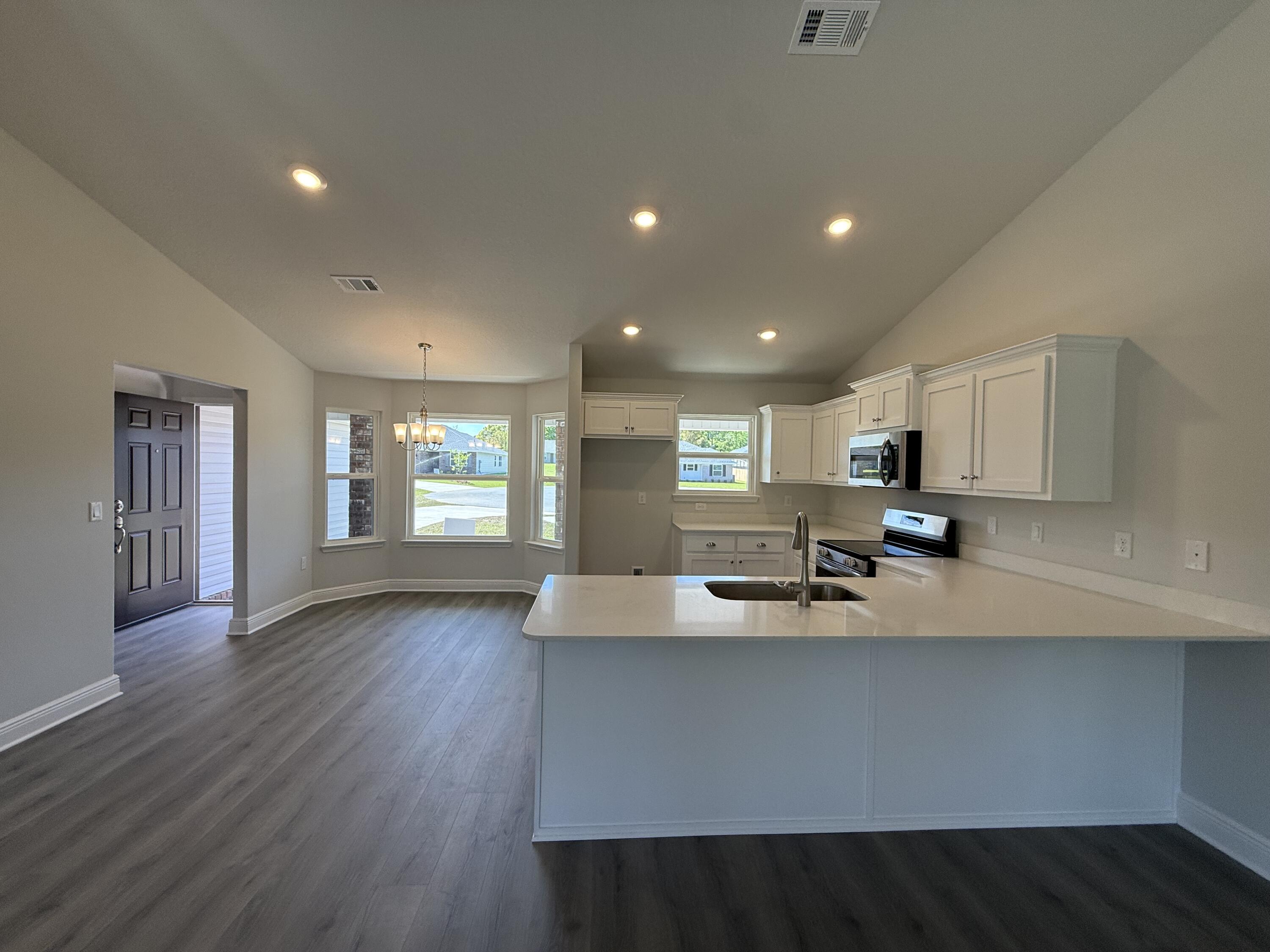 6014 Crocket Cove Crestview, FL 32539 - Photo 11 of 29 IMG_3465