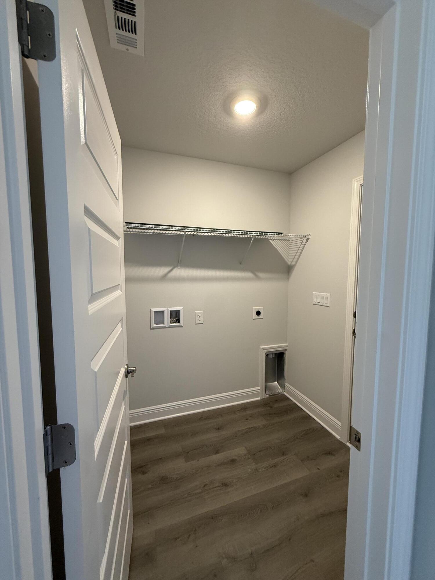 6014 Crocket Cove Crestview, FL 32539 - Photo 13 of 29 a view of an empty room