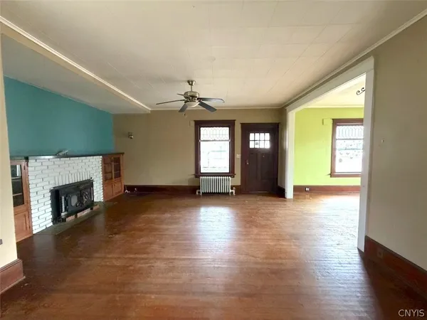 $179,900 | 15 Jefferson Street, Schroeppel, NY 13135