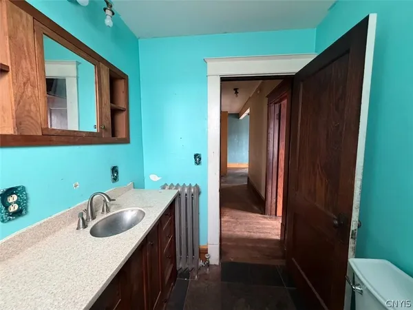 $179,900 | 15 Jefferson Street, Schroeppel, NY 13135
