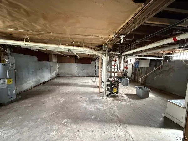 $179,900 | 15 Jefferson Street, Schroeppel, NY 13135