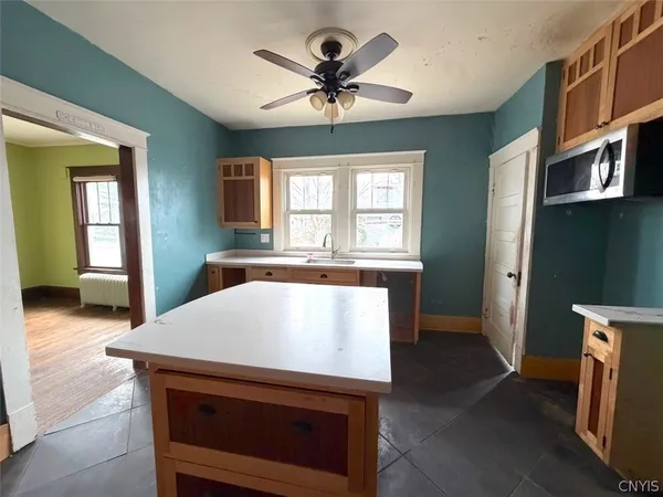 $179,900 | 15 Jefferson Street, Schroeppel, NY 13135