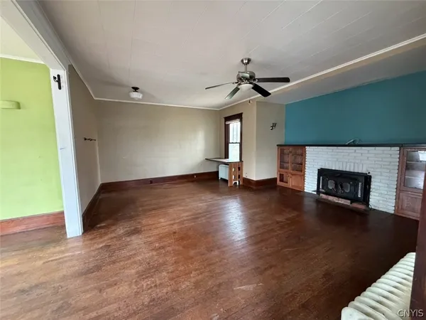 $179,900 | 15 Jefferson Street, Schroeppel, NY 13135