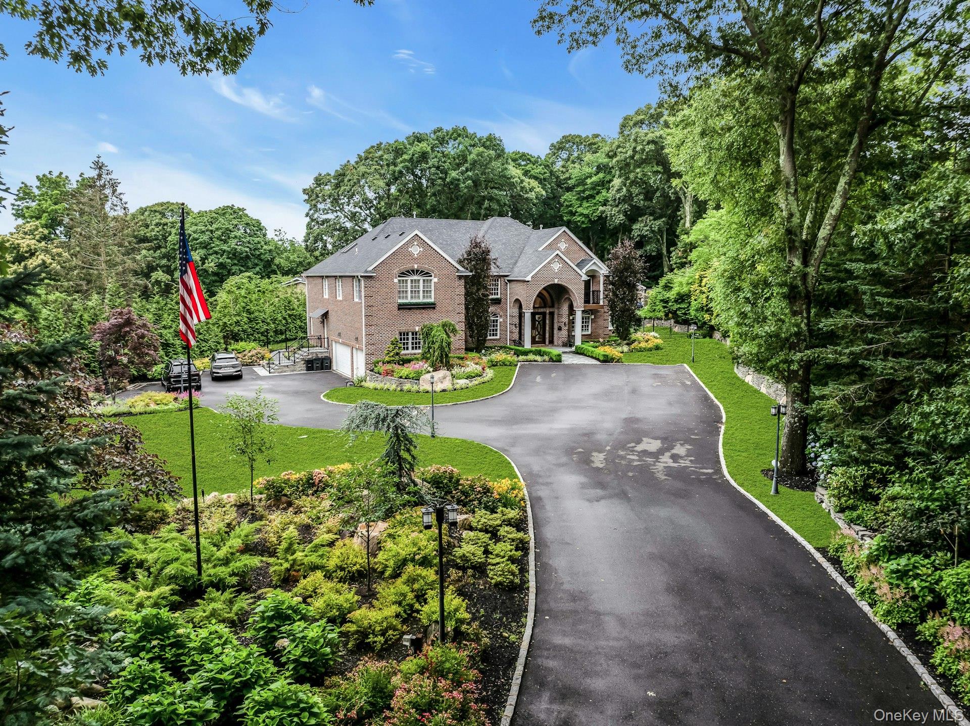 135 Round Swamp Road Huntington, NY 11743 - Photo 3 of 50