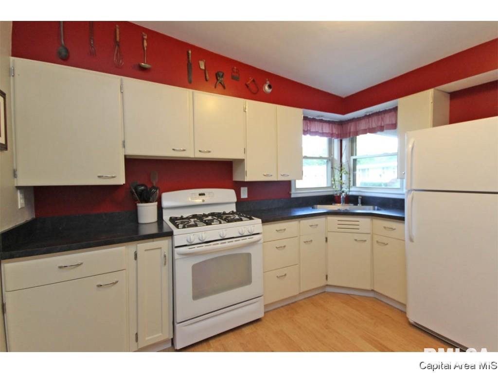 3631 East Hooker Street Springfield, IL 62703 - Photo 5 of 25