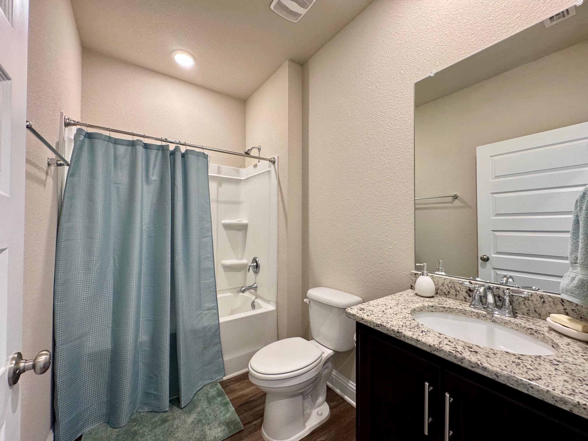 1346 Kairos Loop Foley, AL 36535 - Photo 20 of 40 Bathroom