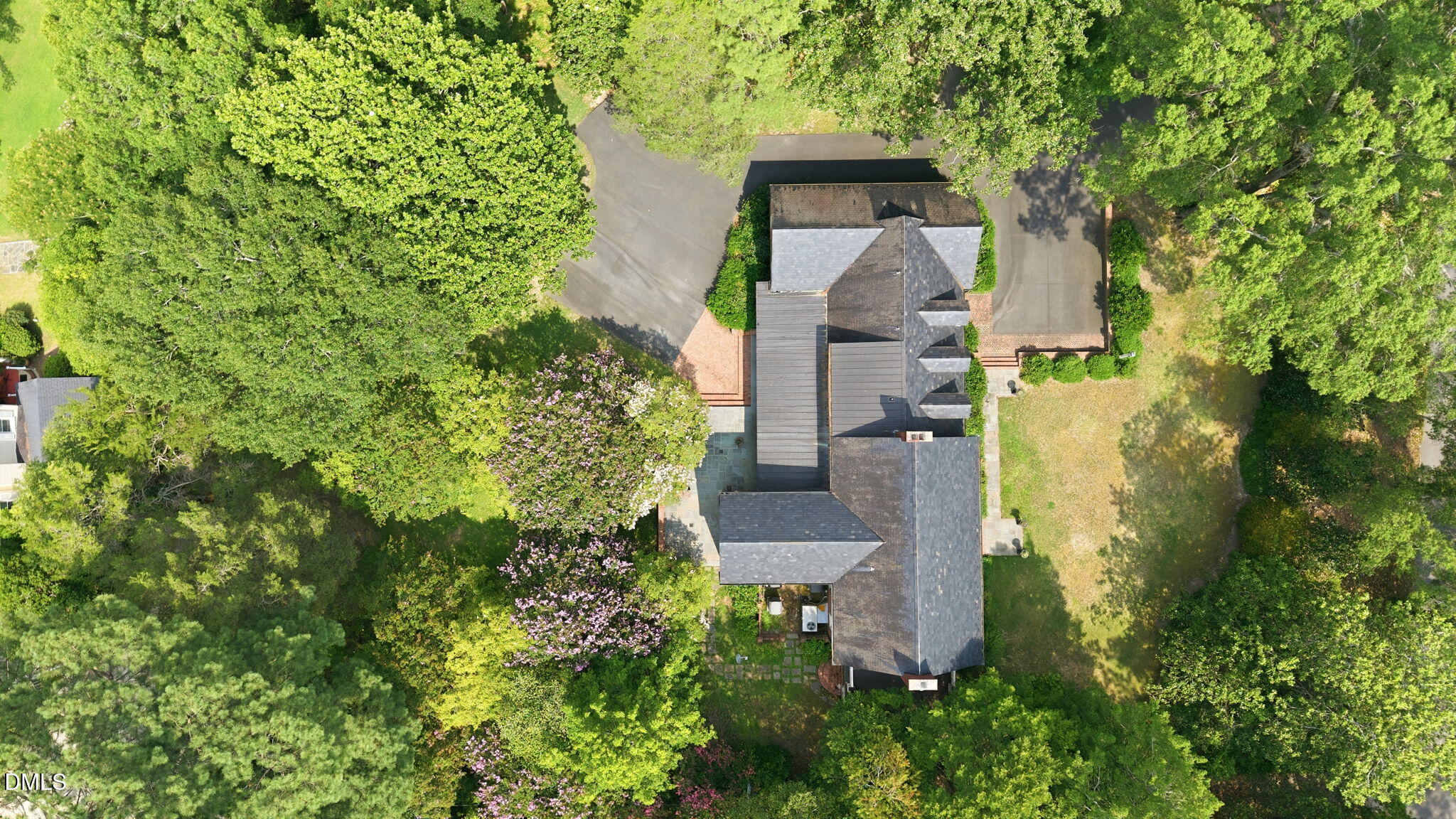 608 Raleigh Rd Parkway West Wilson, NC 27893 - Photo 6 of 71 8-web-or-mls-DJI_20260716152935_0120_D