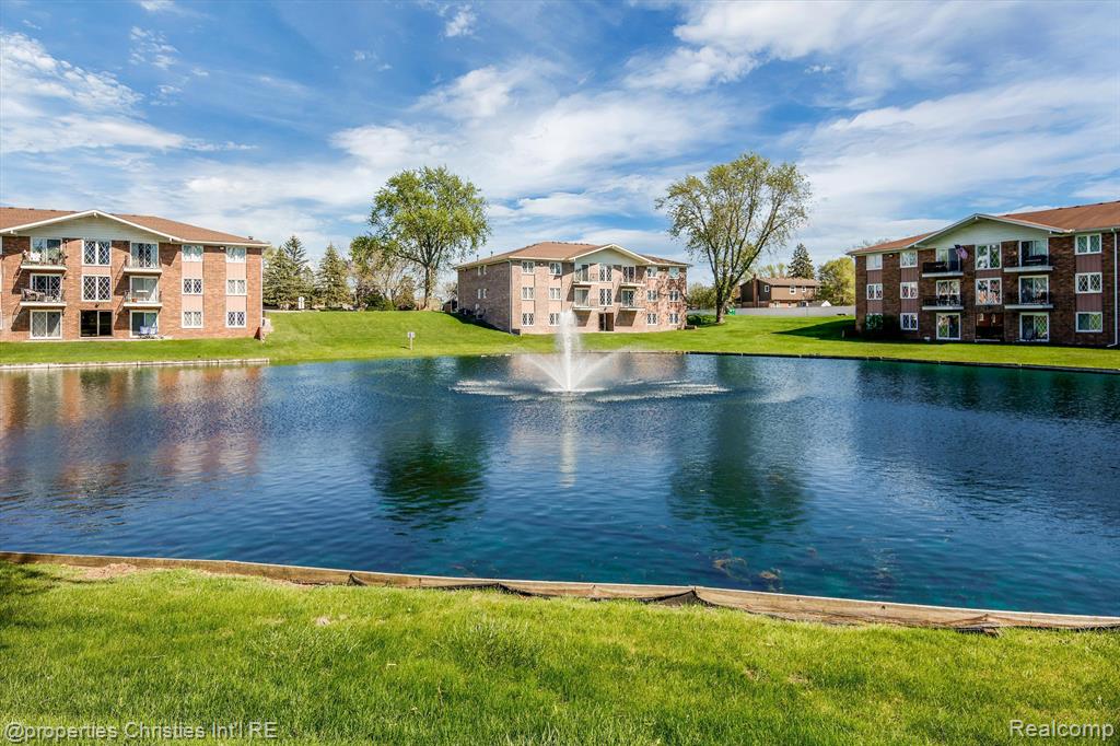 54735 Shelby Road, Unit 58 Utica, MI 48316 - Photo 18 of 19 Gallery Image 18