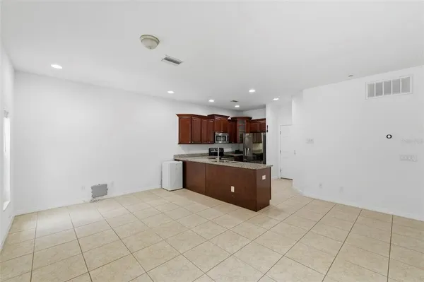 $3,500 | 4118 Woodacre Lane, Tampa, FL 33624