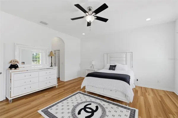 $3,500 | 4118 Woodacre Lane, Tampa, FL 33624