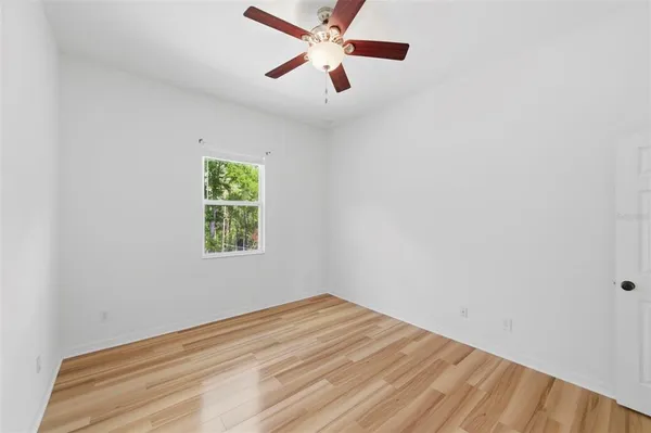 $3,500 | 4118 Woodacre Lane, Tampa, FL 33624