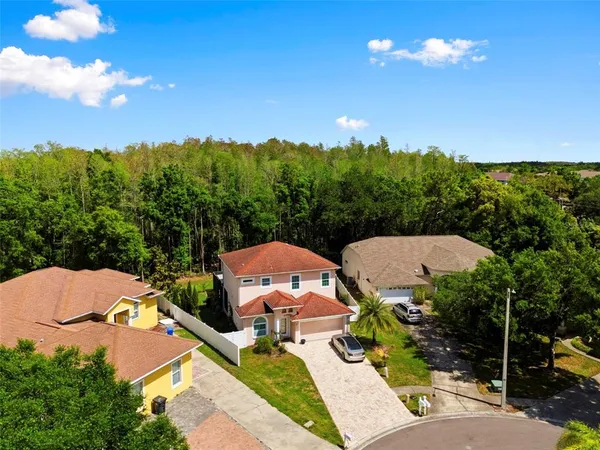 $3,500 | 4118 Woodacre Lane, Tampa, FL 33624