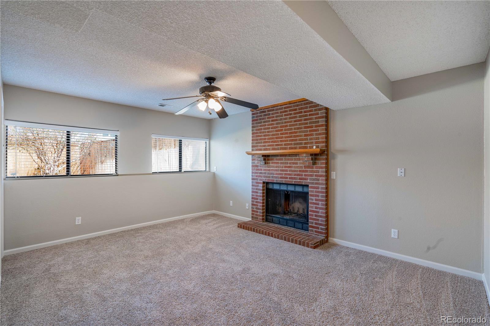 457 Ridgeglen Way Highlands Ranch, CO 80126 - Photo 19 of 25 Gallery Image 19