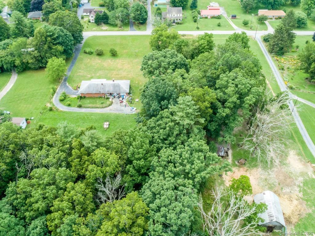 125 Christ School Road Arden, NC 28704 - Photo 5 of 14 Gallery Image 5