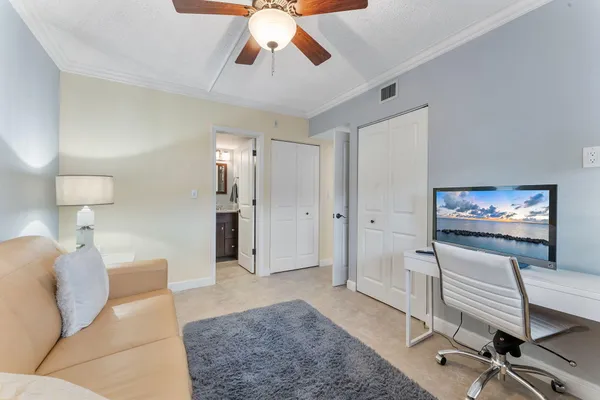 $434,500 | 105 Northeast 19th Avenue, Unit 164, Deerfield Beach, FL 33441