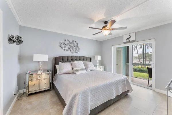 $434,500 | 105 Northeast 19th Avenue, Unit 164, Deerfield Beach, FL 33441