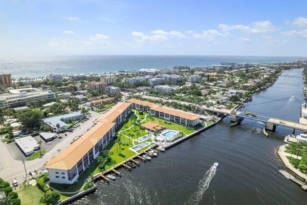 $434,500 | 105 Northeast 19th Avenue, Unit 164, Deerfield Beach, FL 33441
