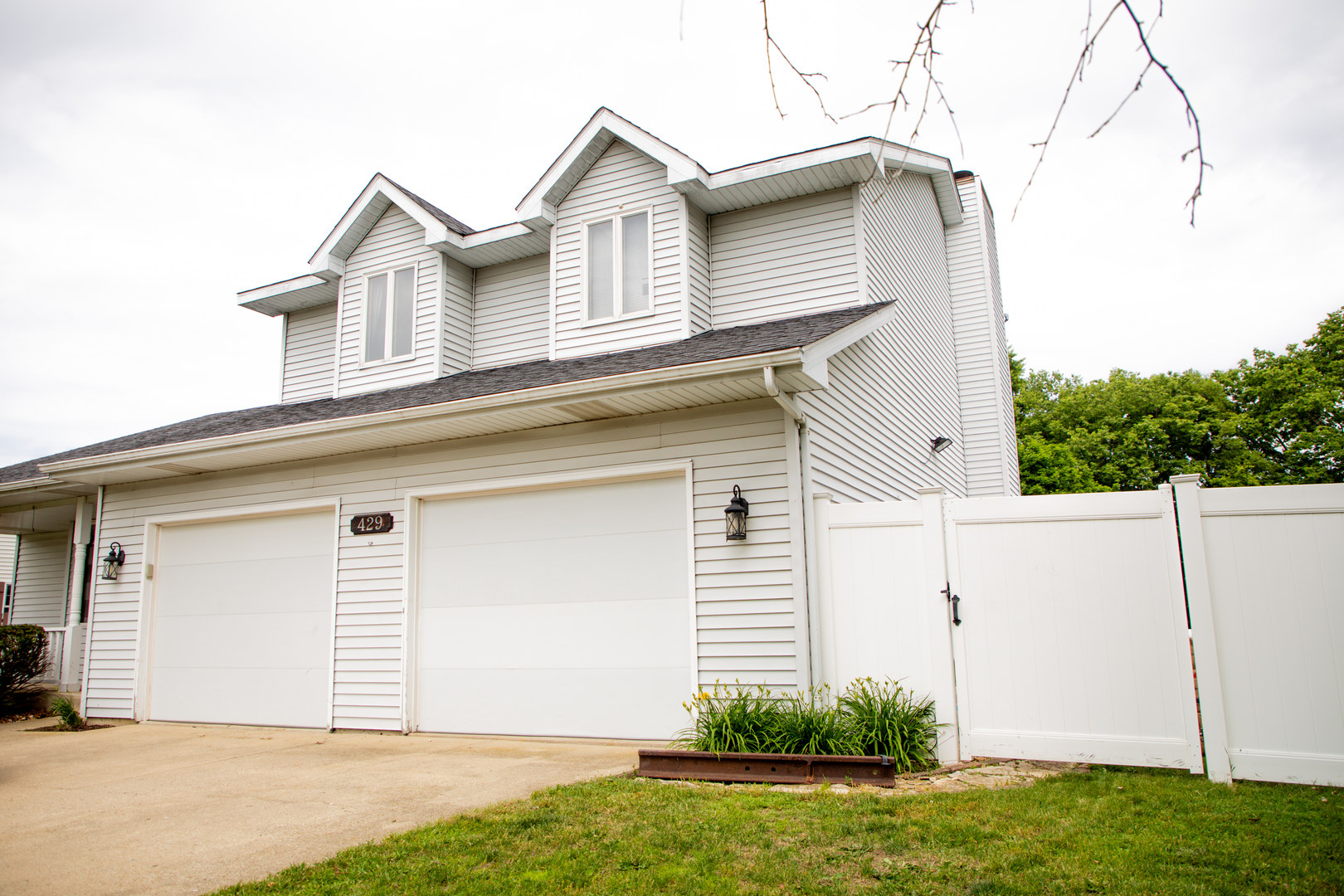 429 San Carlos Road Minooka, IL 60447 - Photo 2 of 41 Gallery Image 2