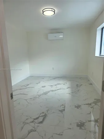 $4,000 | 443 Northwest 23rd Place, Miami, FL 33125