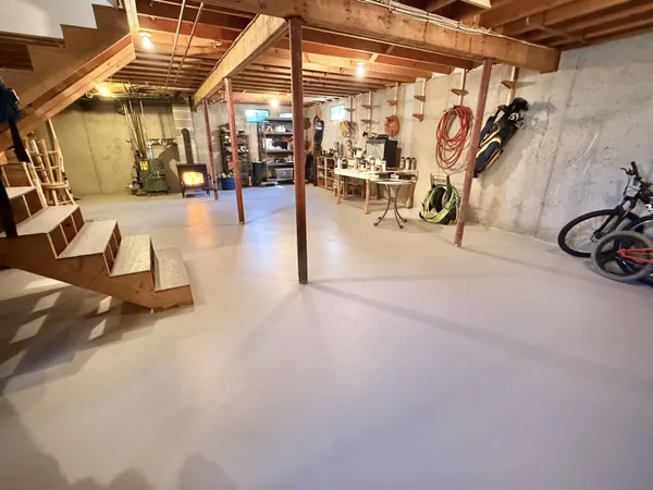 $525,000 | 79 South Pleasant Street, Bowdoinham, ME 04008