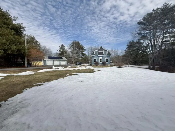 $525,000 | 79 South Pleasant Street, Bowdoinham, ME 04008
