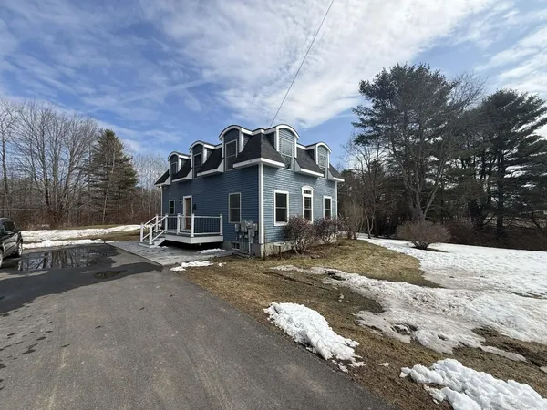 $525,000 | 79 South Pleasant Street, Bowdoinham, ME 04008