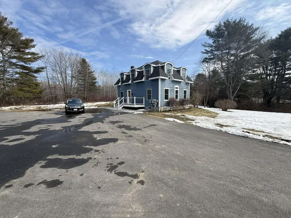 $525,000 | 79 South Pleasant Street, Bowdoinham, ME 04008