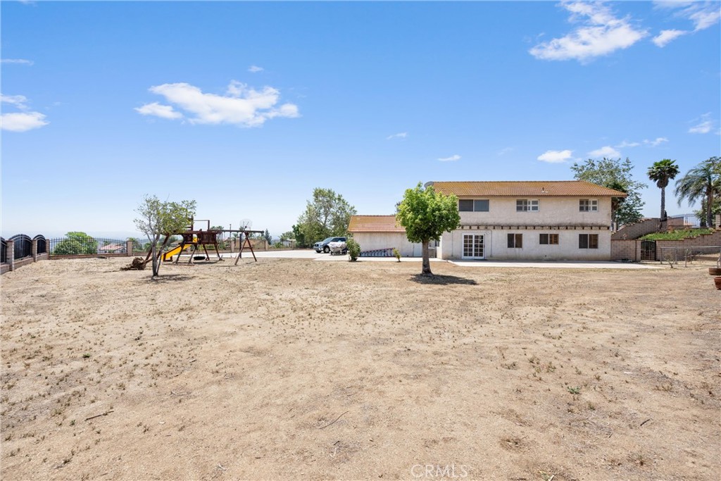 10703 Valley Drive Riverside, CA 92505 - Photo 32 of 36
