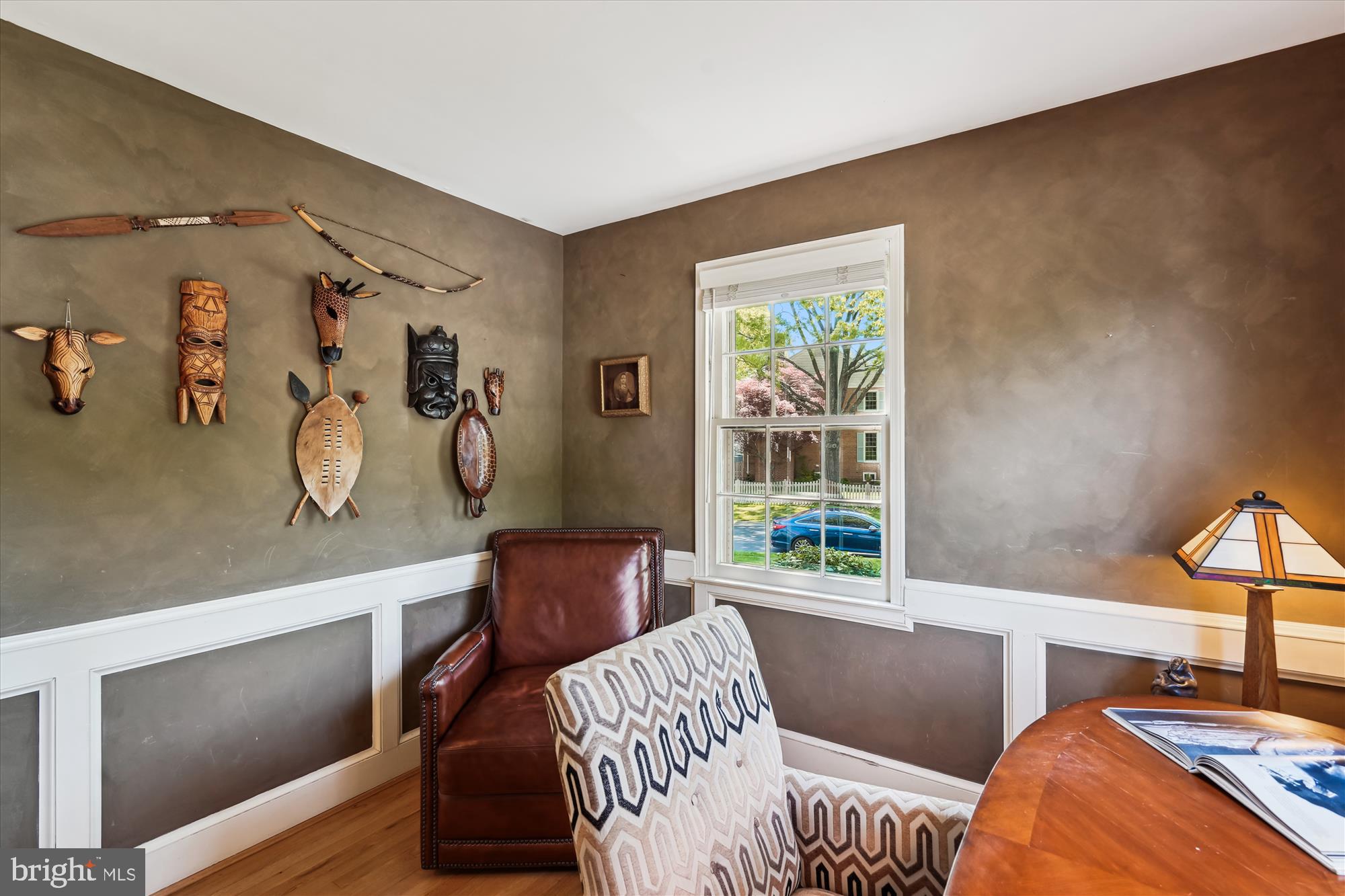 7101 Old Gate Road Rockville, MD 20852 - Photo 19 of 52 a living room with furniture and a window