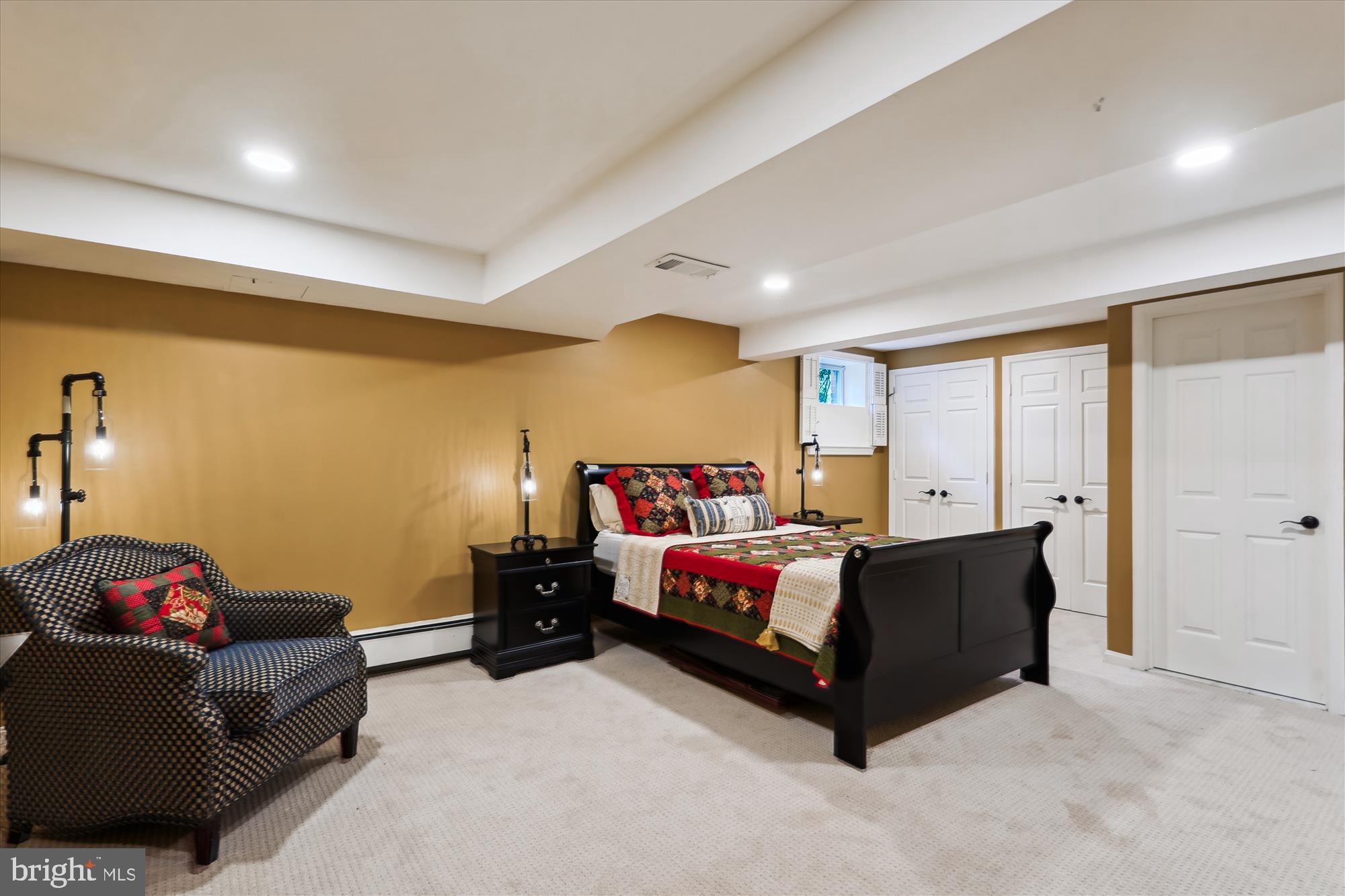 7101 Old Gate Road Rockville, MD 20852 - Photo 38 of 52 a living room with furniture window and a lamp