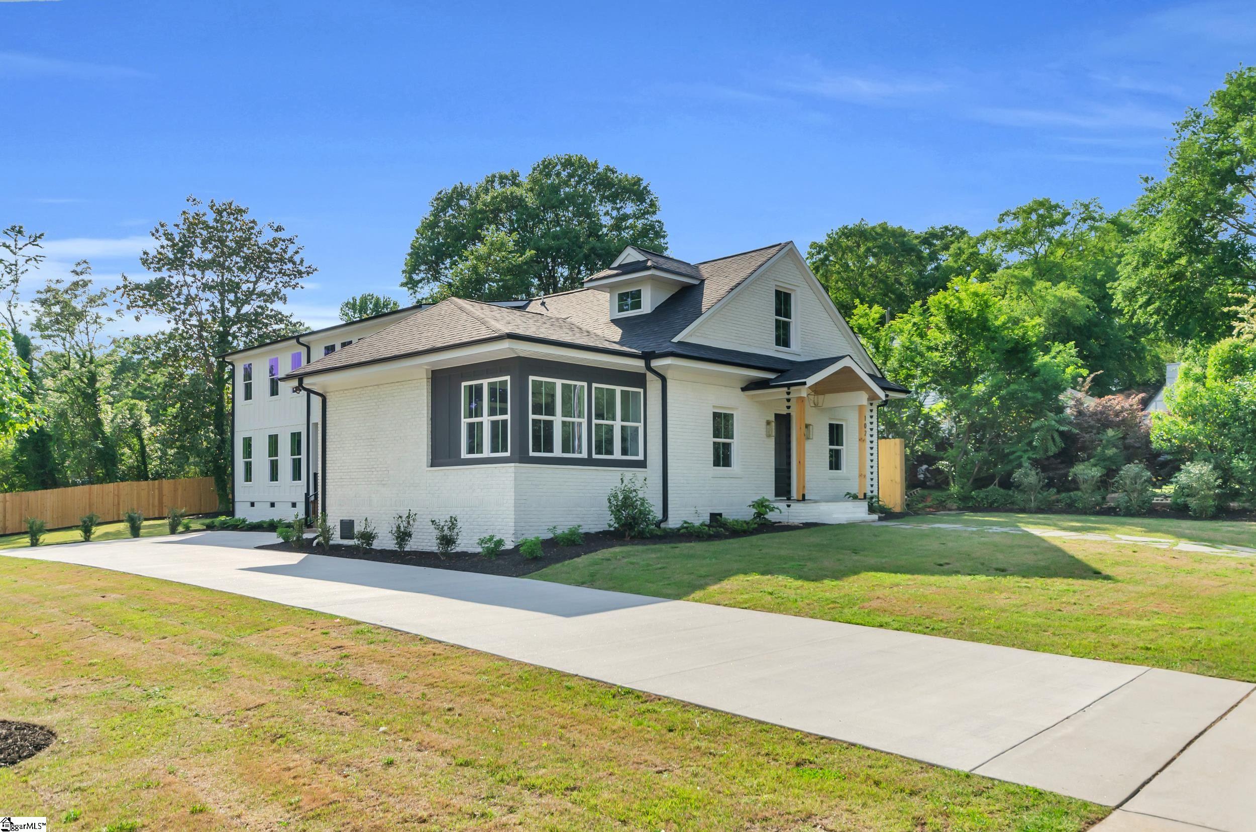 102 West Circle Avenue Greenville, SC 29607 - Photo 1 of 48