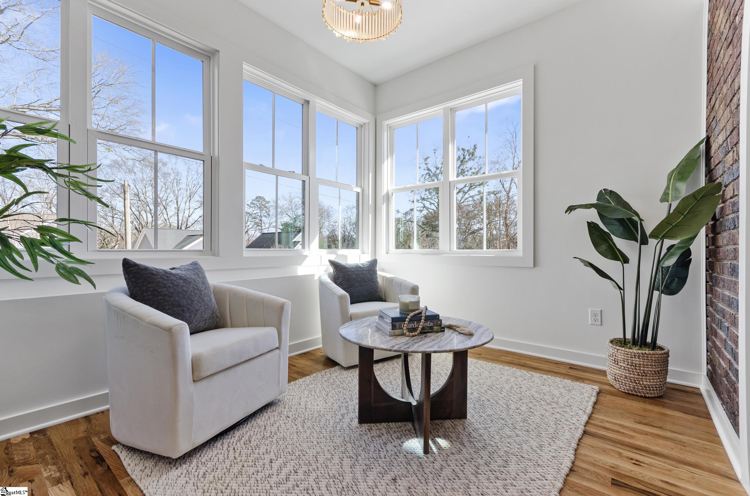 102 West Circle Avenue Greenville, SC 29607 - Photo 17 of 48