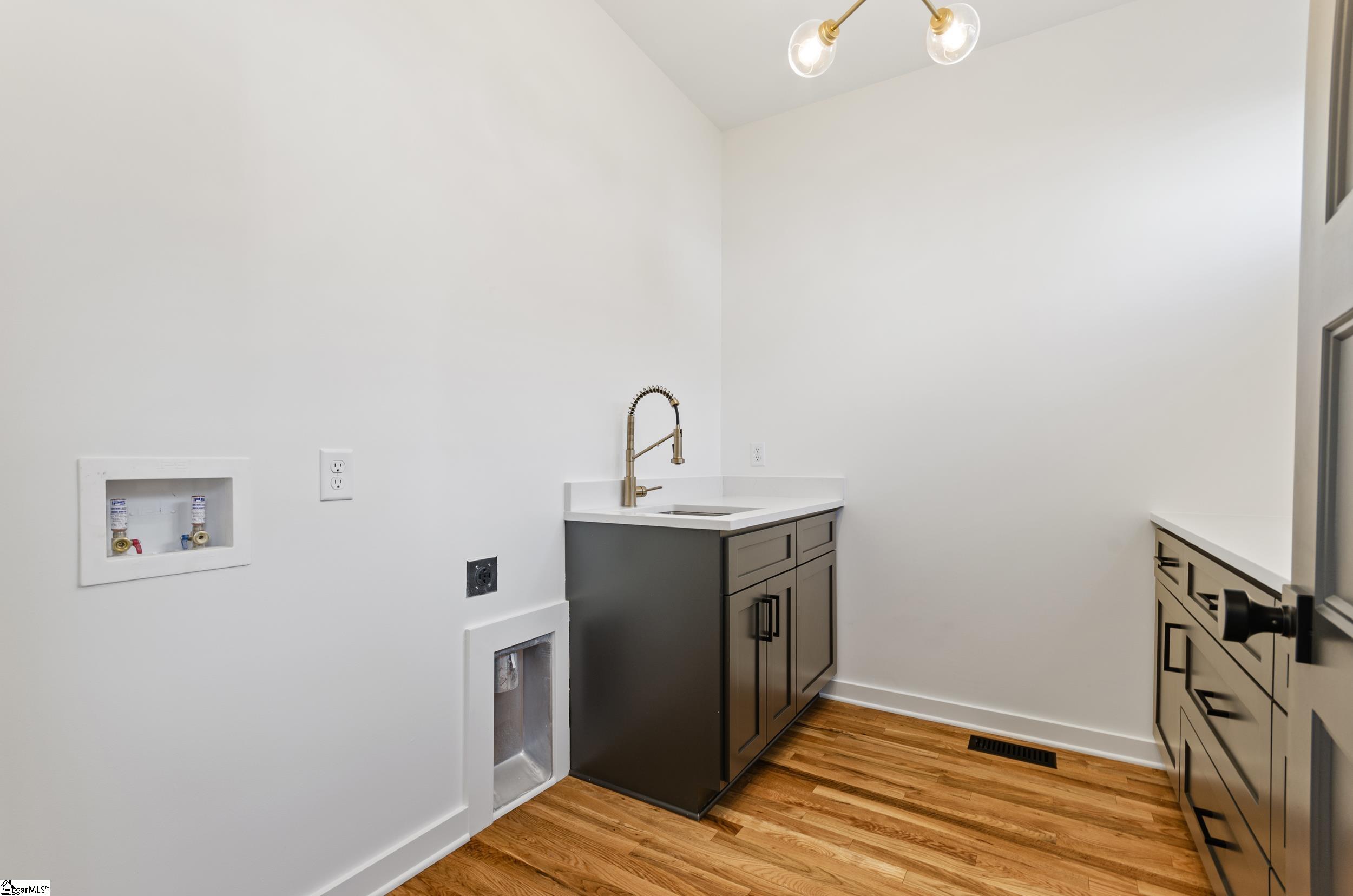 102 West Circle Avenue Greenville, SC 29607 - Photo 26 of 48